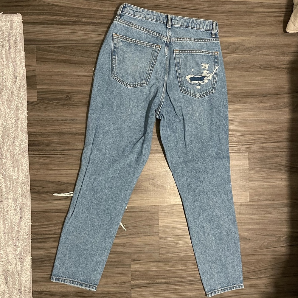Topshop Ripped Mom Jeans - Picture 3 of 4